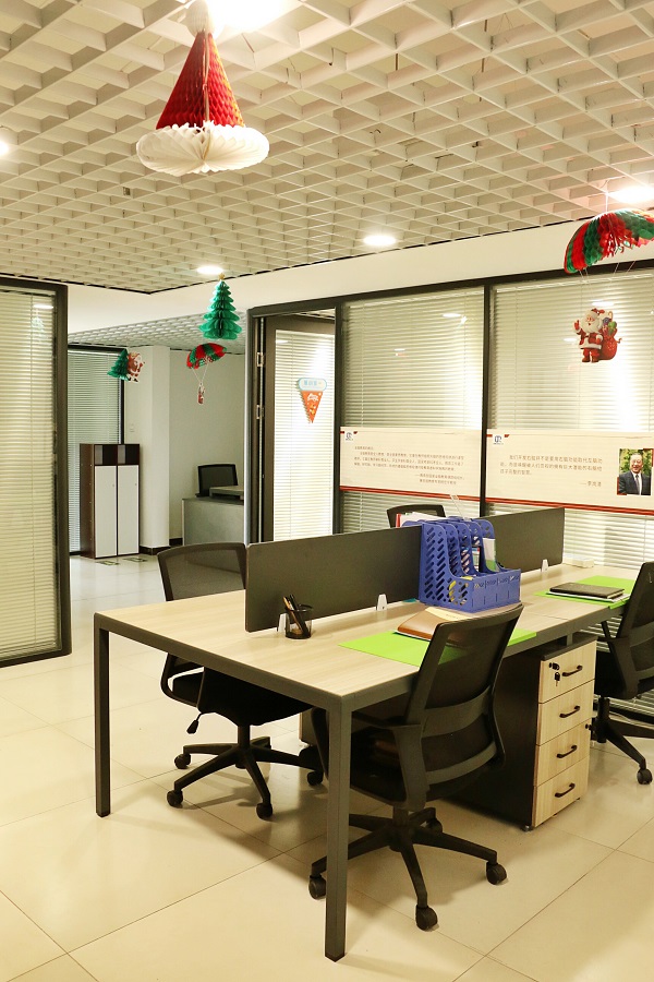 山东圣知文化诚聘老师数名