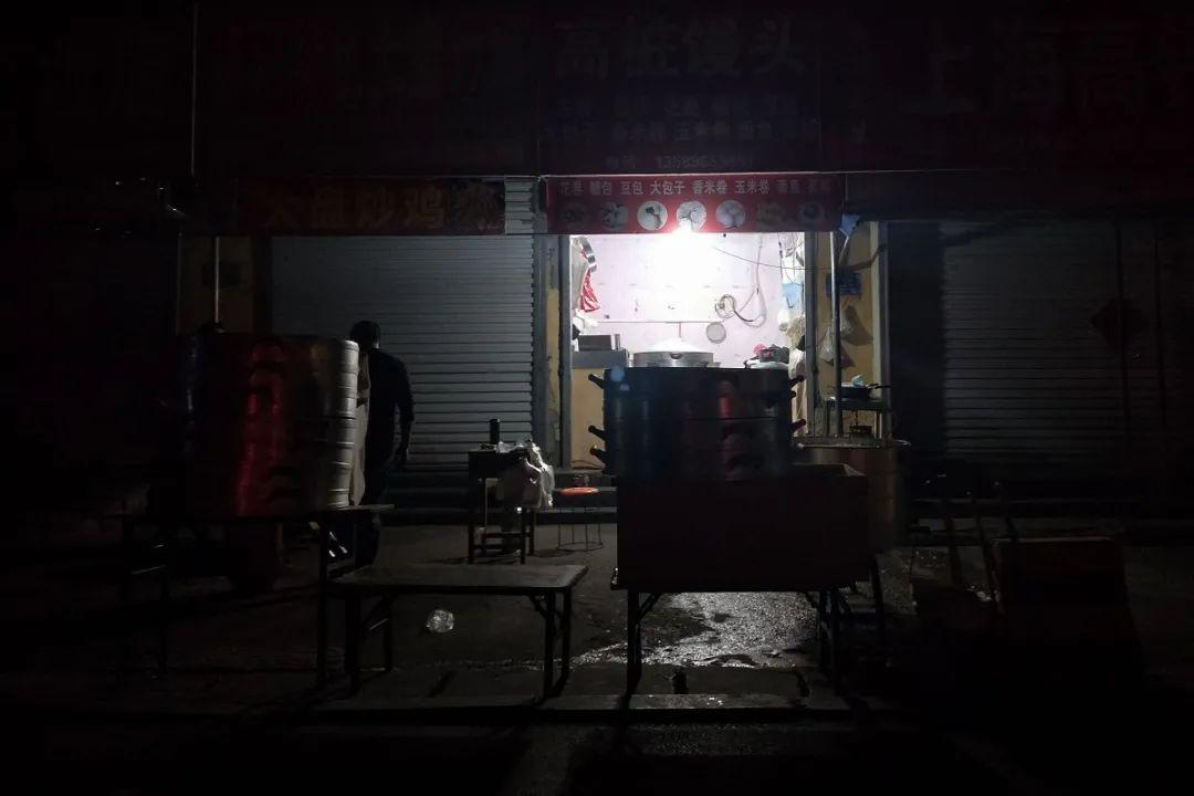 凌晨时分的临沂,我看到了不一样的生活