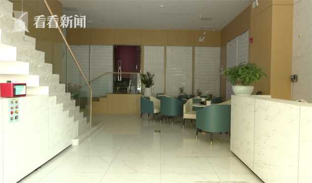 面试被要求整容？90多名女生求职被骗财骗色