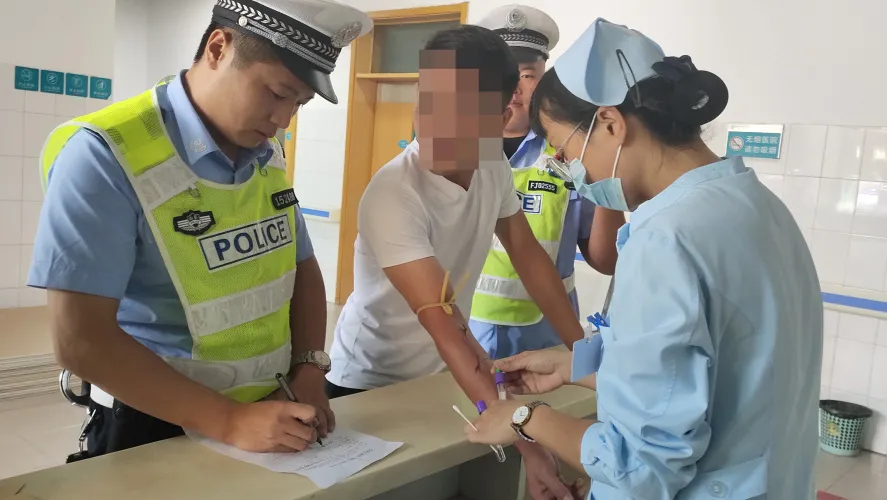 曝光!使用变造的驾驶证开车上路!临沂这个“李鬼”栽了