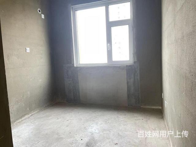 急 售！致远翡翠湖，好楼层，户型好，价格可谈。