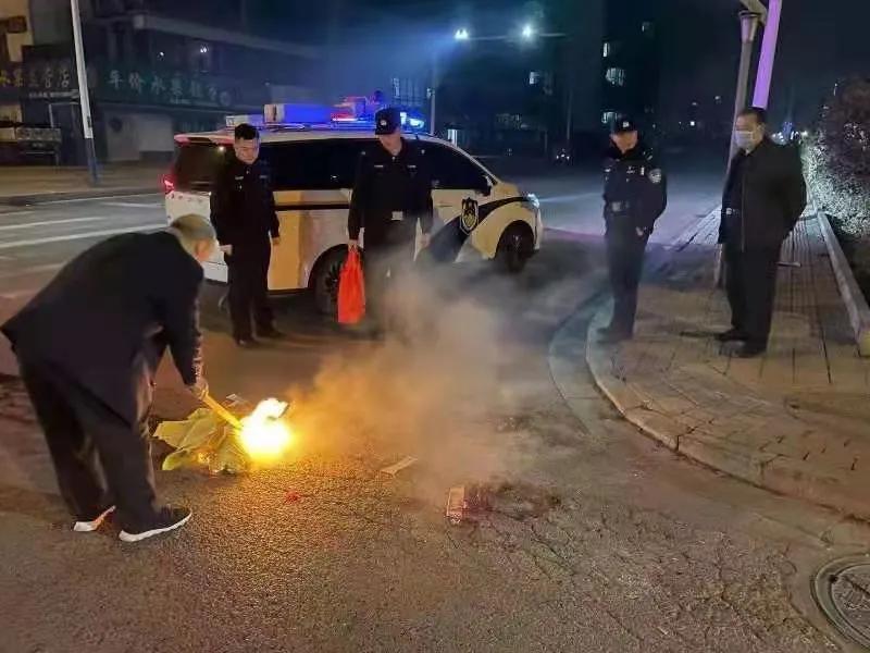 曝光!临沂这些人除夕放烟花爆竹被查处!