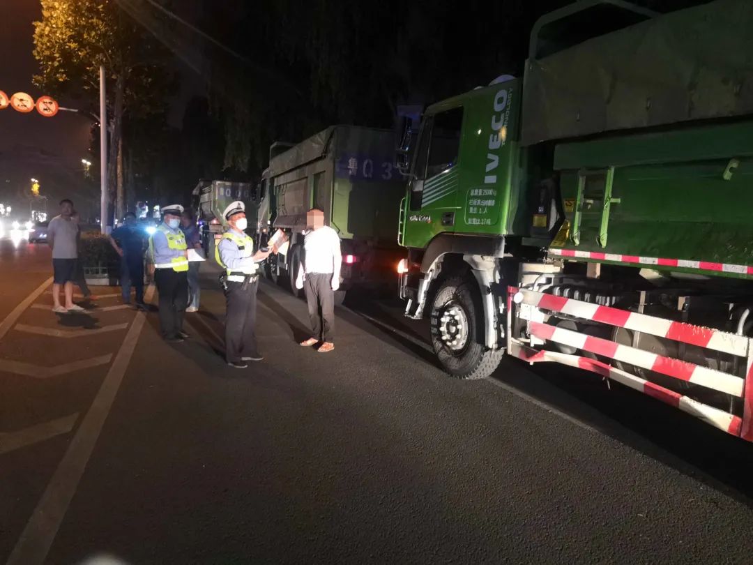 重拳出击！严查这类车！