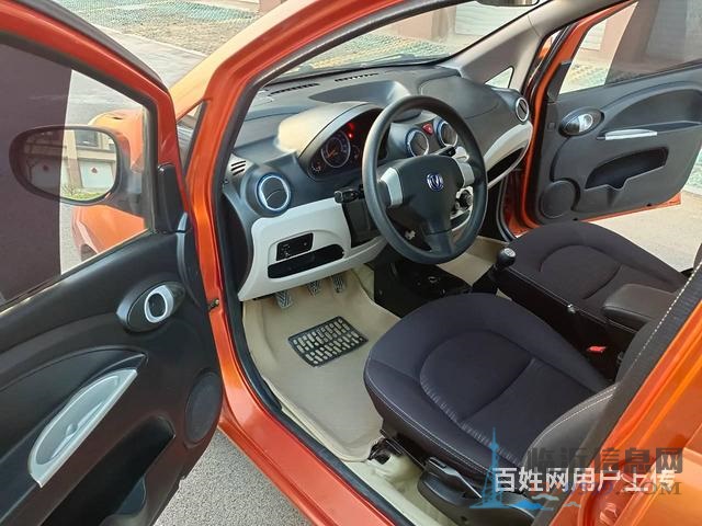 长安 奔奔 2012款 奔奔MINI 1.0 手动 时尚版