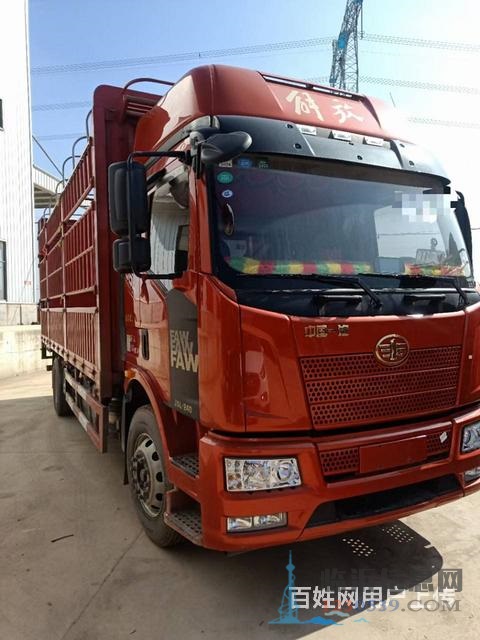 国五解放6米8苍栏式载货车