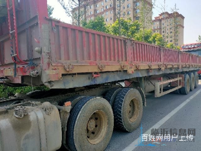 个人转让19年欧曼半挂侧翻自卸车，国五，精品车况