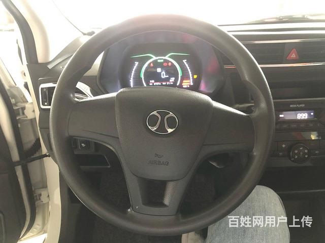 北汽EC180