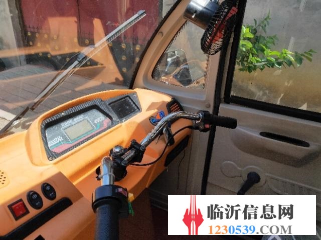 电动三轮车