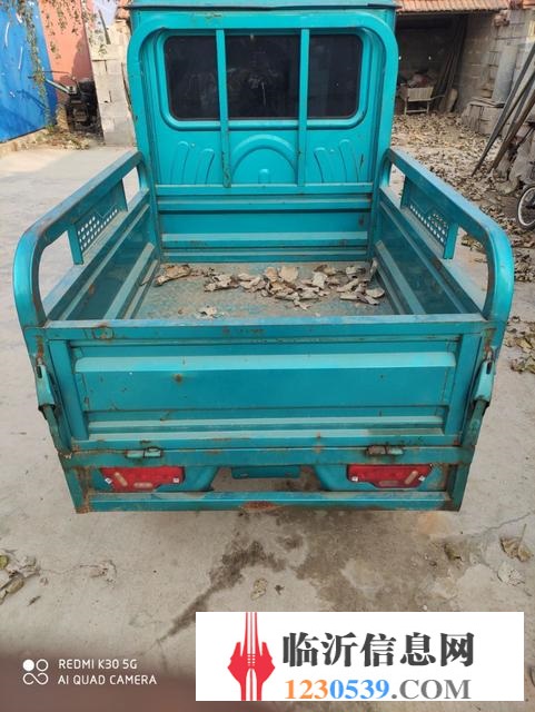 出售电动三轮车