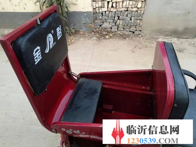 金彭电动三轮车