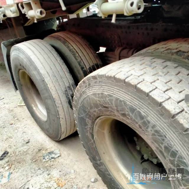 东风天龙旗舰版半挂 带液缓 560马力