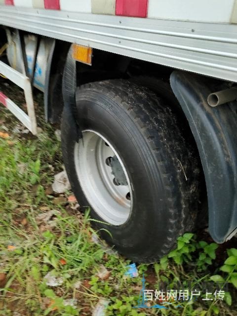 欧曼前四后四8.6米冷藏车 国五带全保