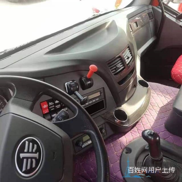 原版车出售二手解放牵引车 420马力国五 双驱轻体