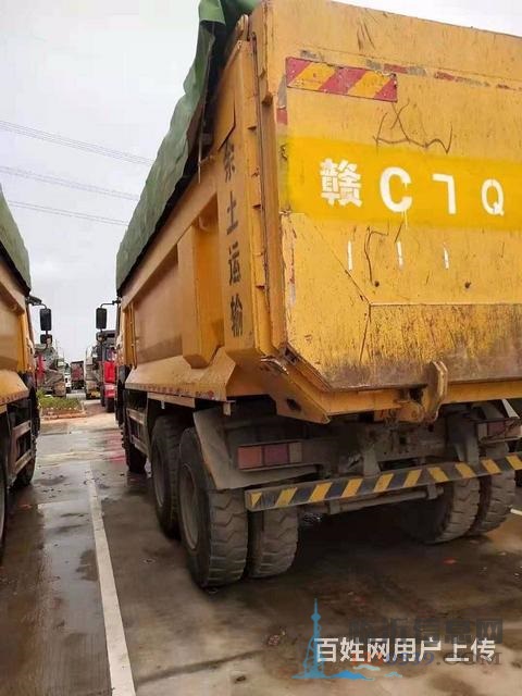 性价比 国五 重汽豪沃 后八轮自卸车 380马力