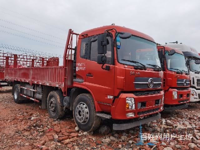 东风天锦前四后四，七米八平板车 国五