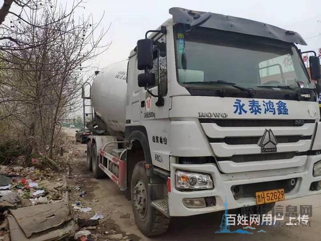 出售18年二手豪沃大14方搅拌车380马力后八轮