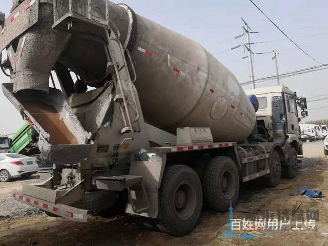 20年轻量化二手德龙搅拌车出售 340马力大12方