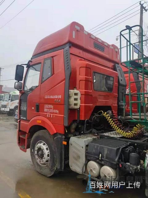 出售二手解放牵引车，锡柴发动机，420马力，国五，