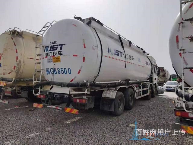精品二手德龙散装水泥罐车 375马力，国五48方罐