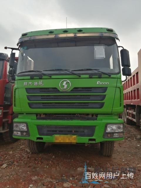 德龙F3000后八轮自缷车