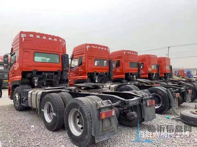 双驱轻体二手天龙牵引车出售轻盈版 国五400马力