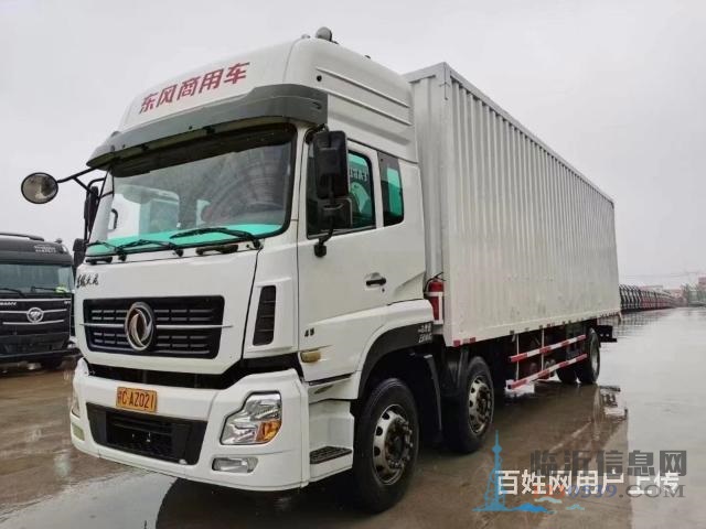 多台9.6米东风天龙厢式货车价低急转
