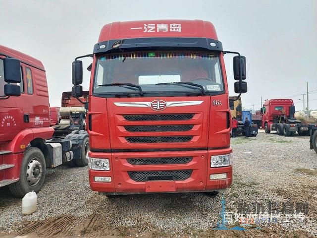 430马力二手解放天威牵引车 双驱轻体 国五可分期