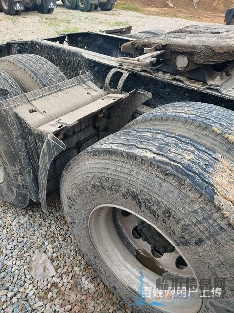 430马力二手解放天威牵引车 双驱轻体 国五可分期