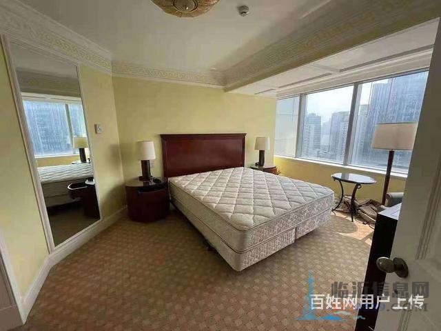 豪华宾馆二手床铺床垫床上用品电器洁具等低价处理