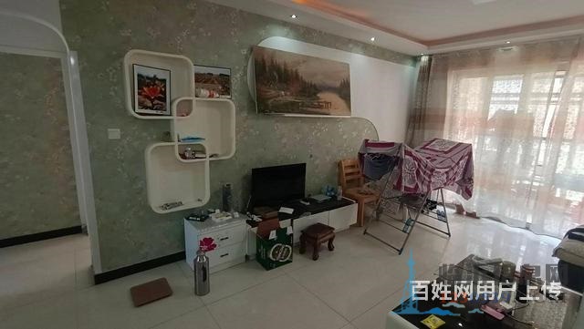 锦绣蓝山 精装三室两厅 证过二 价格可议