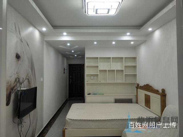 锦绣蓝山  南临 银泰景苑 精装一室 证过二