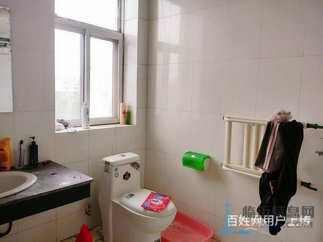 盛世嘉园出门菜市场3室精装房产证过2年