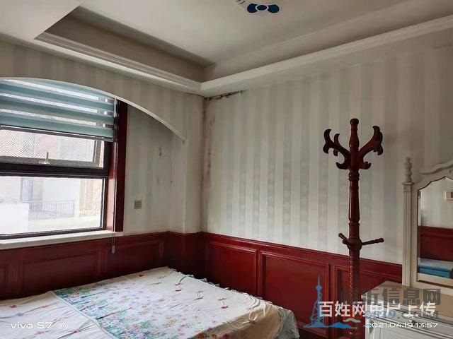 五洲华府边户，豪华装修，院子150平，实用面积600多平