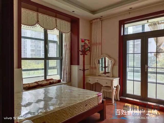 五洲华府边户，豪华装修，院子150平，实用面积600多平