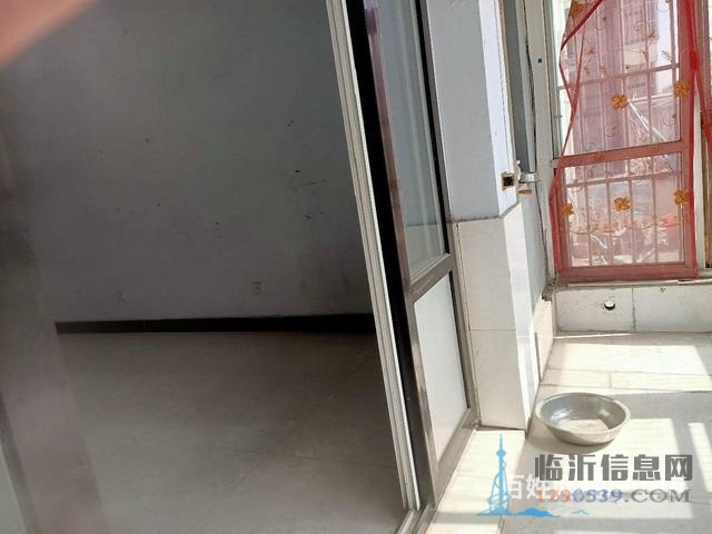 免 税，四室送车库，送小院，南北通透双卫，花园位置，盛世嘉园