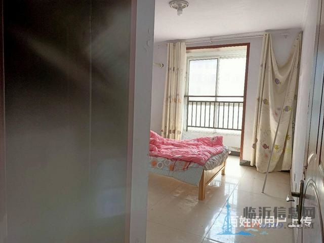 免 税，四室送车库，送小院，南北通透双卫，花园位置，盛世嘉园
