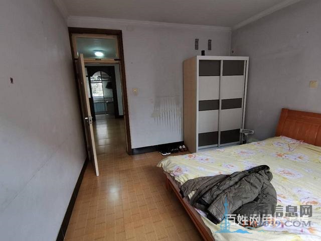 后园馨园A区！三小十二中！大三室！好楼层大产权！双气！诚意售