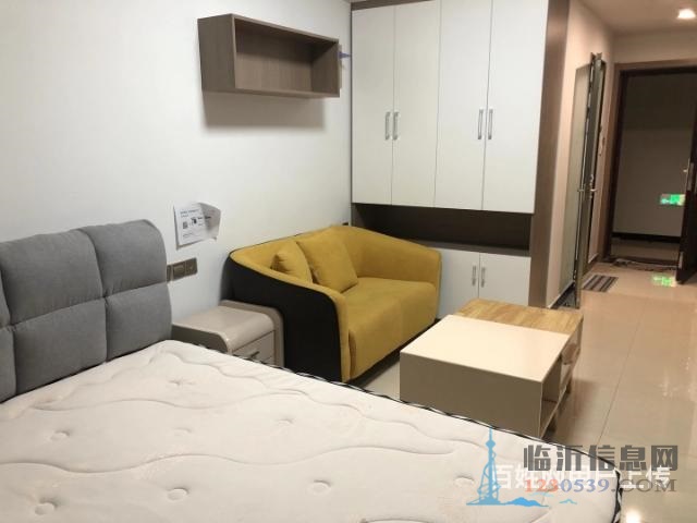 金泰华府 公寓有地暖38平急售 23万