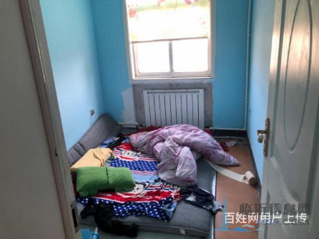 精装修证过二，清泉小区3室2厅1卫.到初中的上学的刚需房