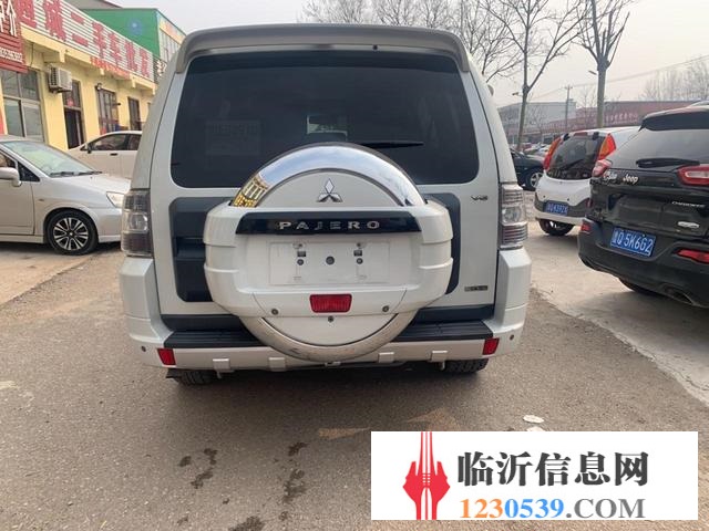 三菱Pajero [帕杰罗] 2011款 3.0 手自一体