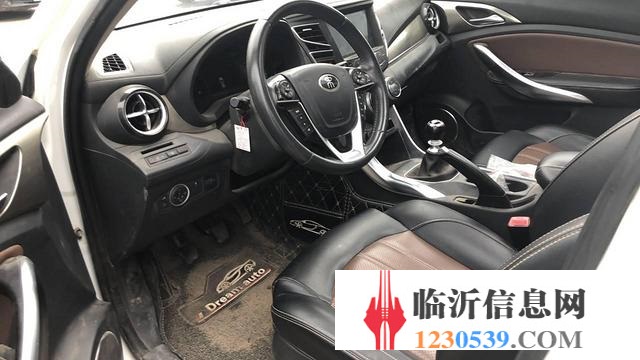 比亚迪 宋 2016款 1.5TI 手动 盖世版4G尊贵型