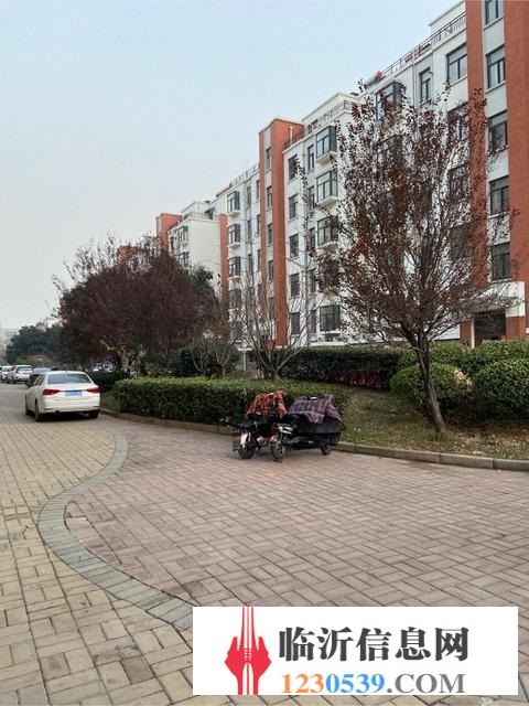 真实图片 省税精装市政供暖 凤凰城三期 位置好 大三室