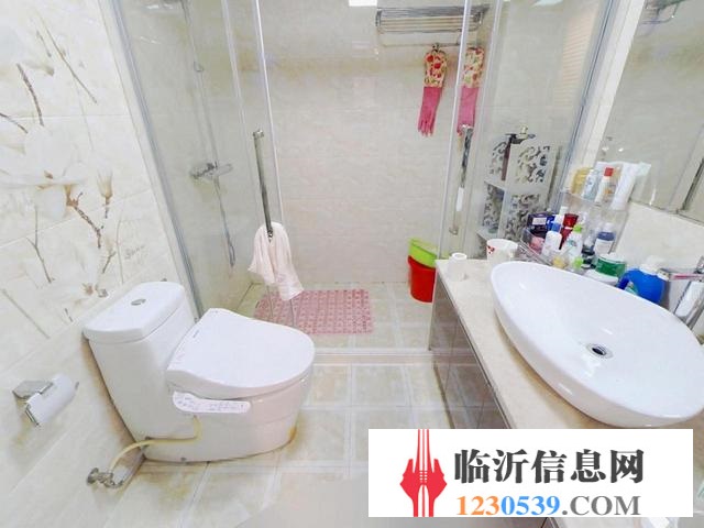 凤凰城 地暖双气 大车库 南北通透好户型 精装大三室