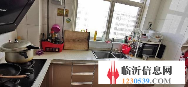 宝翠园证过5 128平3室豪装带车库