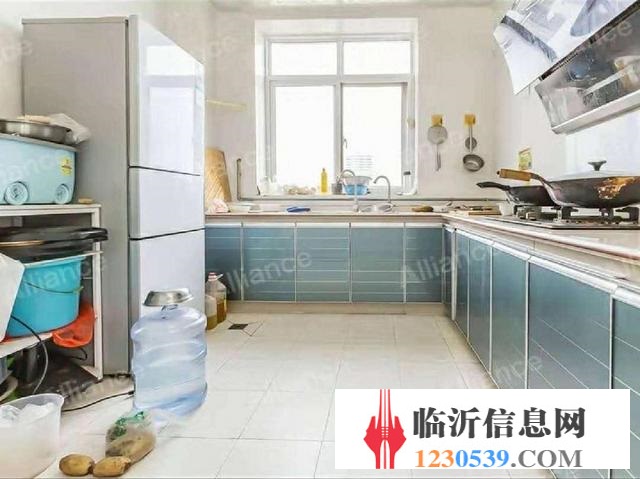 凤凰城超大平层豪华装修电梯房源位置不错