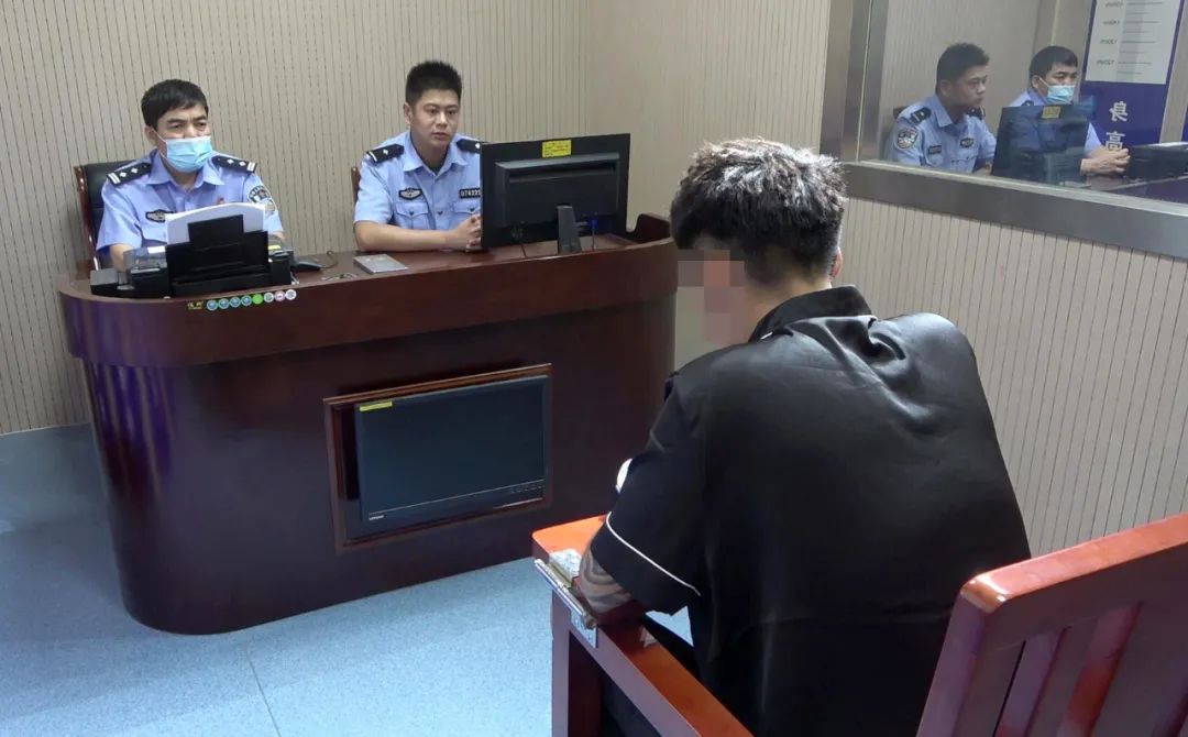 勾结境外！临沂一公寓内，4男子被抓