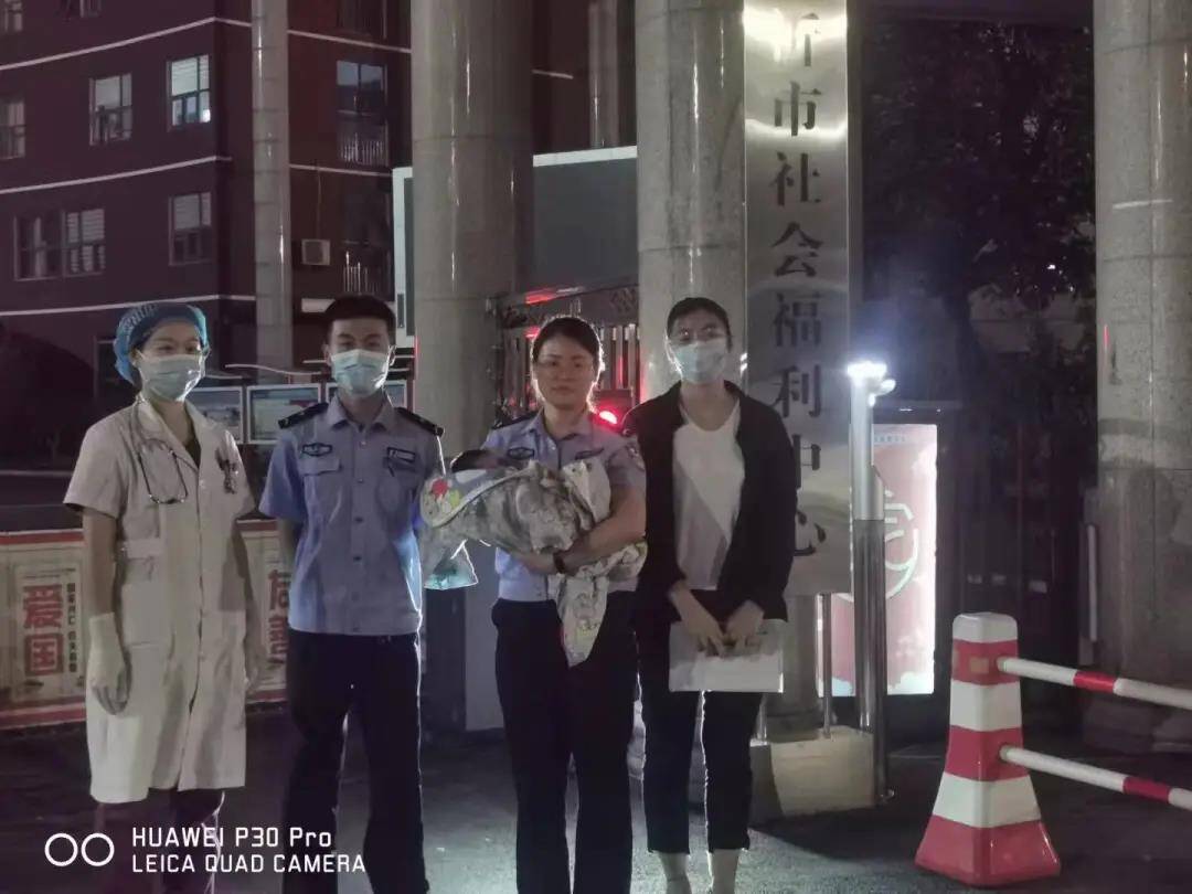 临沂野外发现一弃婴 民警化身“临时父母”悉心照顾 呼吁知情群众向警方提供有价值的线索