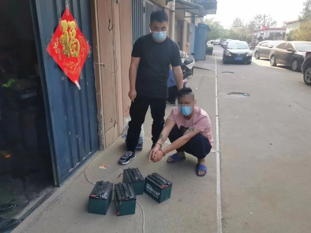 看病期间机动三轮车被偷,临沂一大爷急哭了…警方抓获盗窃嫌疑人杨某