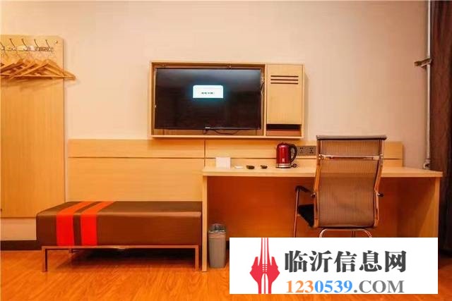 通达路与电厂路沿街大型连锁酒店整体转让（精致装修）