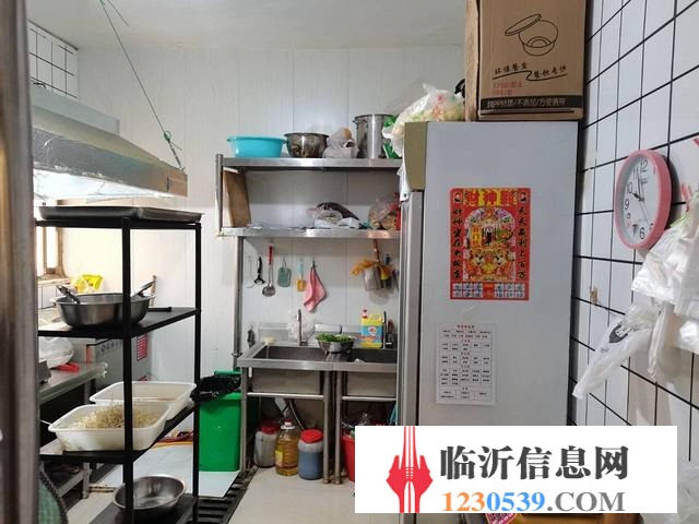 二路银雀山路小吃店因照顾病人急转
